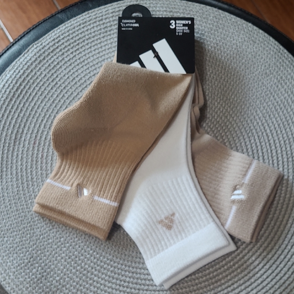 Adidas Women High Quarter Socks